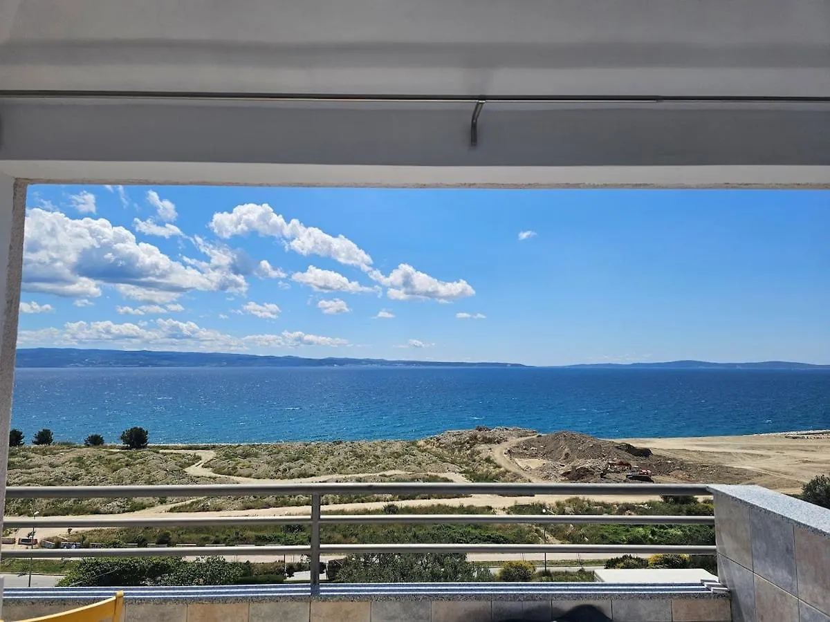 Sea View Apartment With Swimming Pool Near Beach Split Chorvatsko