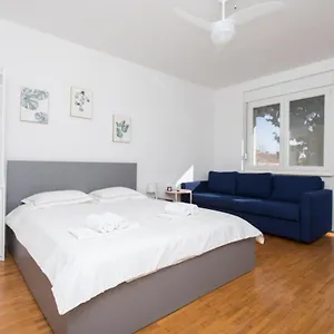 Beus Downtown Apartman
